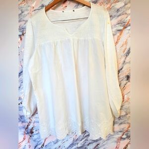Women's white tunic size 1X